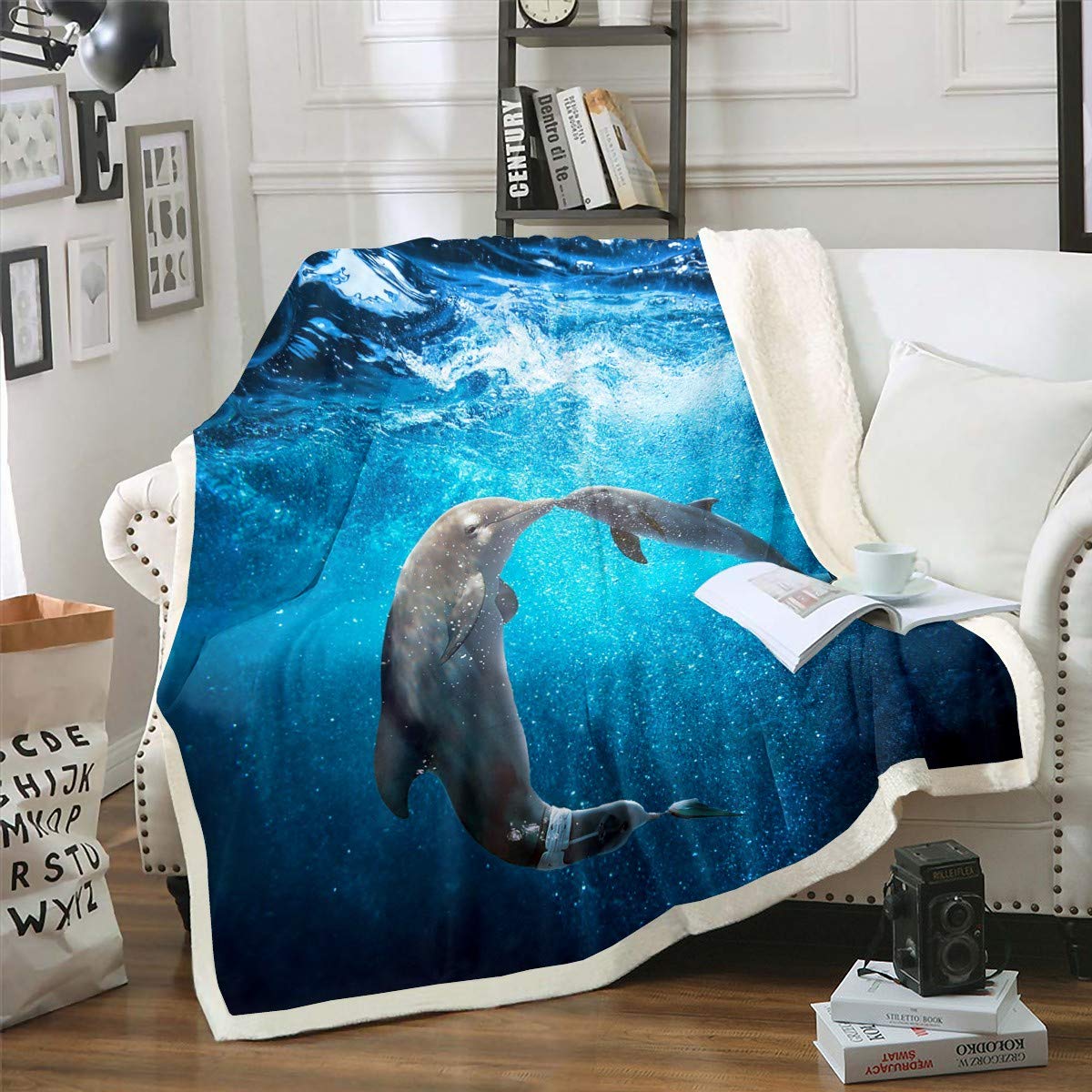 Loussiesd Parent-child Dolphin Plush Blanket Ocean Marine Themed Fleece Throw Blanket Sea Creatures Sherpa Blanket for Couch Bed Sofa Room Decor Hawaiian Sealife Blue Fuzzy Blanket Single 50"x60"
