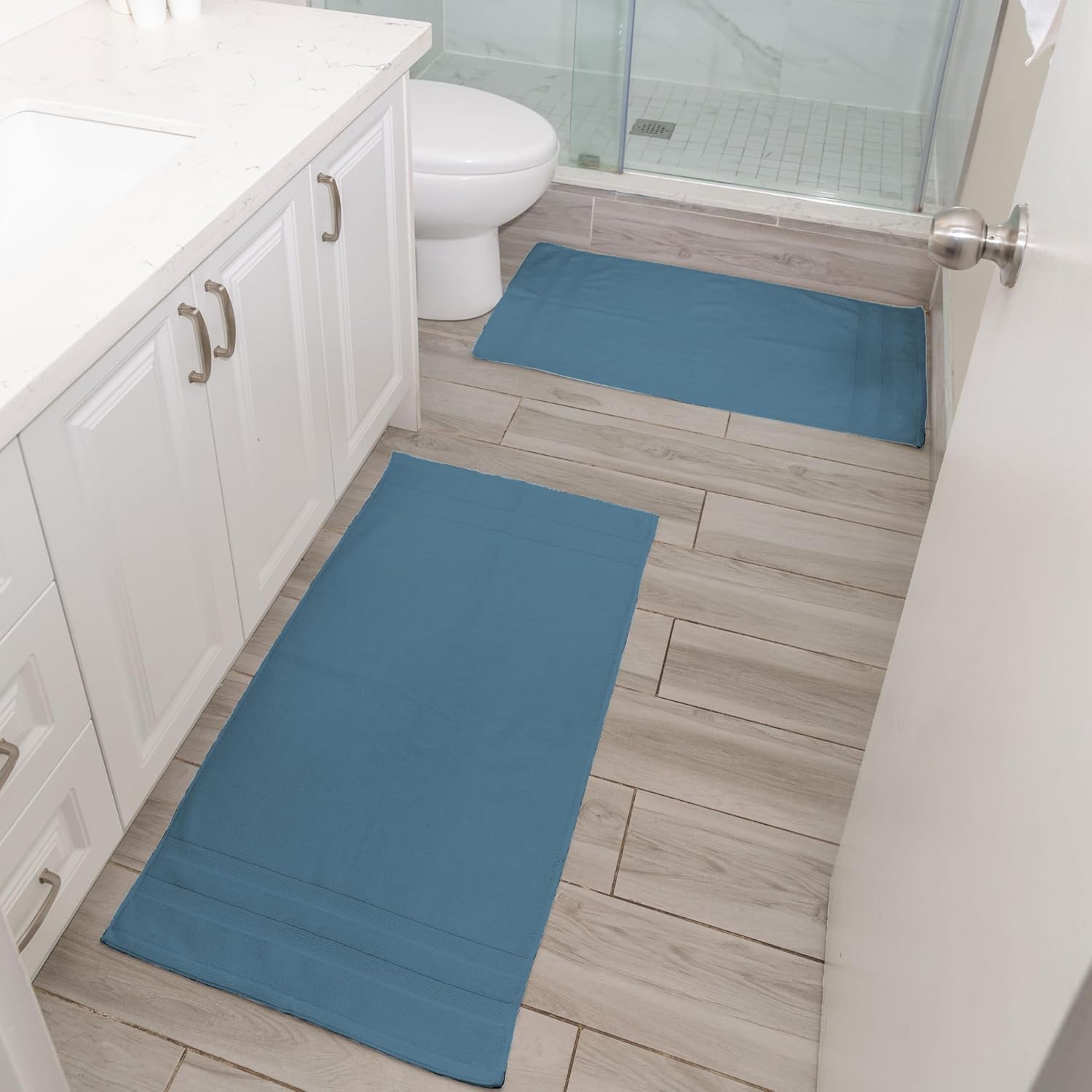 Fabstyles Bath Mat Set of 2, Absorbent Tub Rug, 600 GSM Zero Twist Cotton, Machine Washable (Teal Blue)