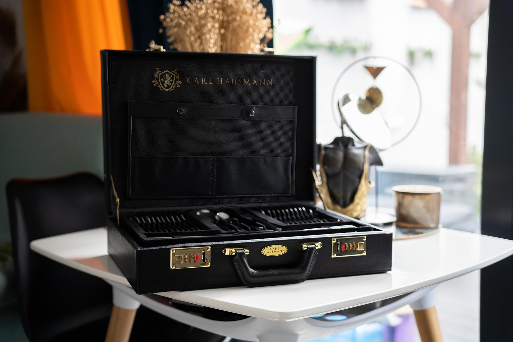 KARL HAUSMANN Cubertería 12 Personas, 72 Piezas Acero Inoxidable 18/0 con Maletín - Juego de Cubiertos con Cuchillos Tenedores Cucharas + Utensilios de Servicio, Pulido Brillante, Apto Lavavajillas