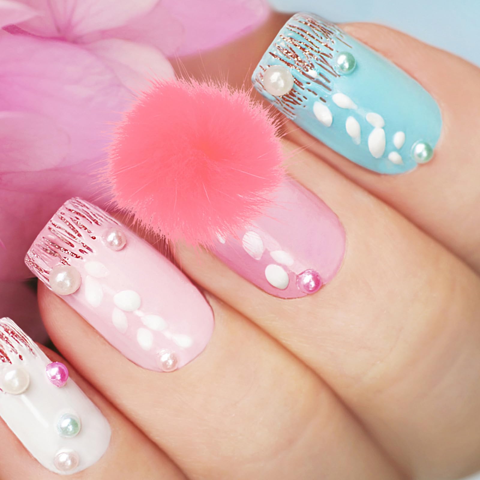 Kit Accessori Unghie 24 Pezzi Decorazioni per Nail Art Palle Soffici in Lana per Manicure Creativa Decorazione per Unghie Fai da Te