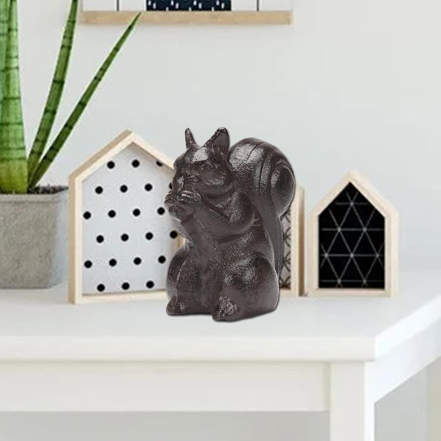 BRASSTAR Cast Iron Squirrels Eating Pine Cones Statue Garden Home Office Desk Decor Paperweight Collection Animal Figurine TQGJPT696 - Image 8