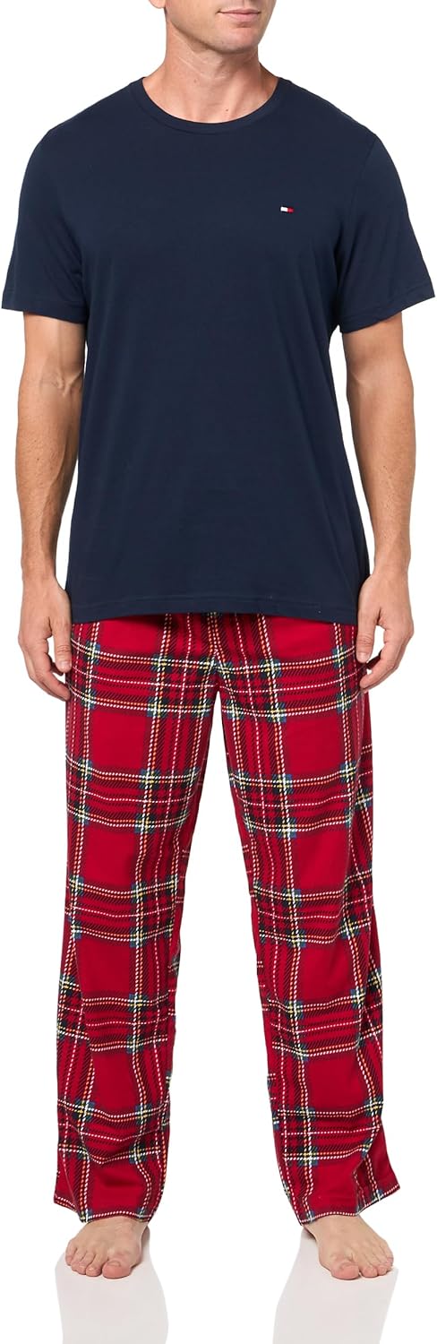 Tommy Hilfiger Men's Cozy Fleece Sleep Set