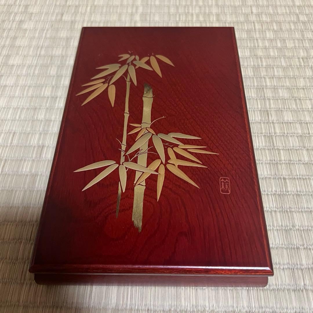 Lacquered Box with Gold Leaf