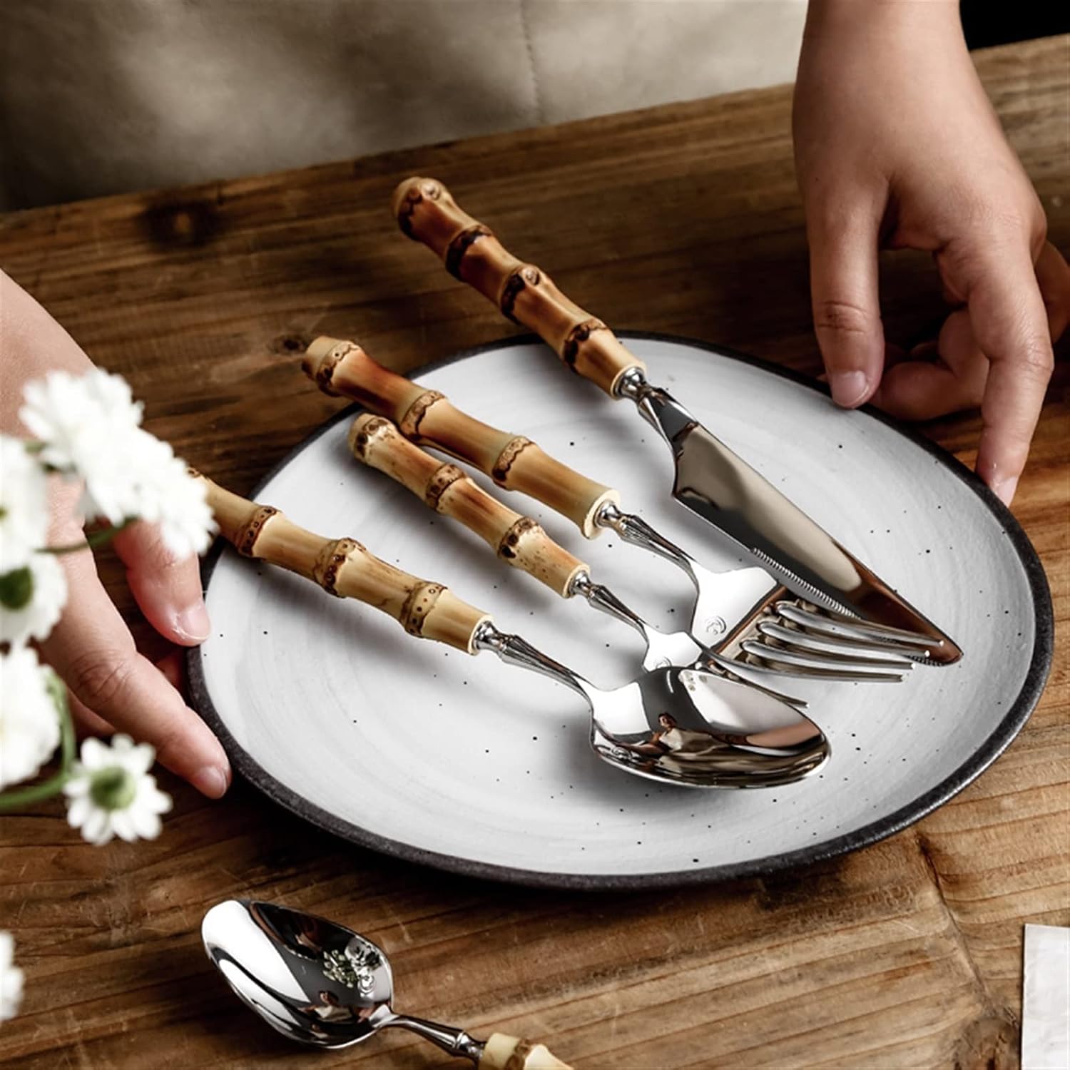 Flatware sets 15pcs 20PCS 25PCS Creative Natural Bamboo Handle Stainless Steel Spoon Cutlery Sets Spoon Dinnerware Dining Tableware,15pcs