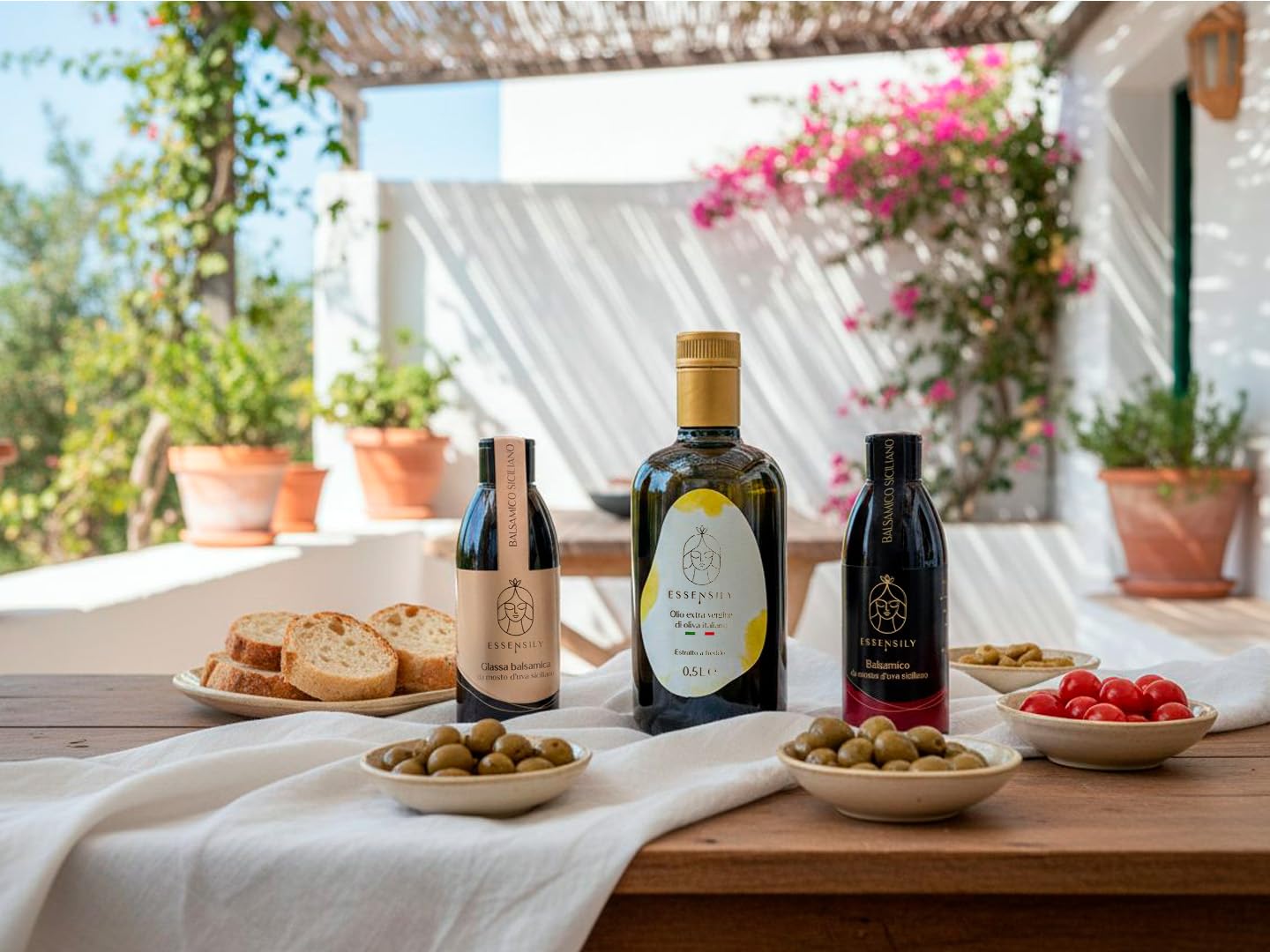 Coffret Gourmet Sicile : Huile d'Olive Extra Vierge Essensily 500ml, Vinaigre Balsamique Sicilien et Crème de Balsamique 200ml – Idée Cadeau Gastronomique – Box Dégustation Made in Sicily