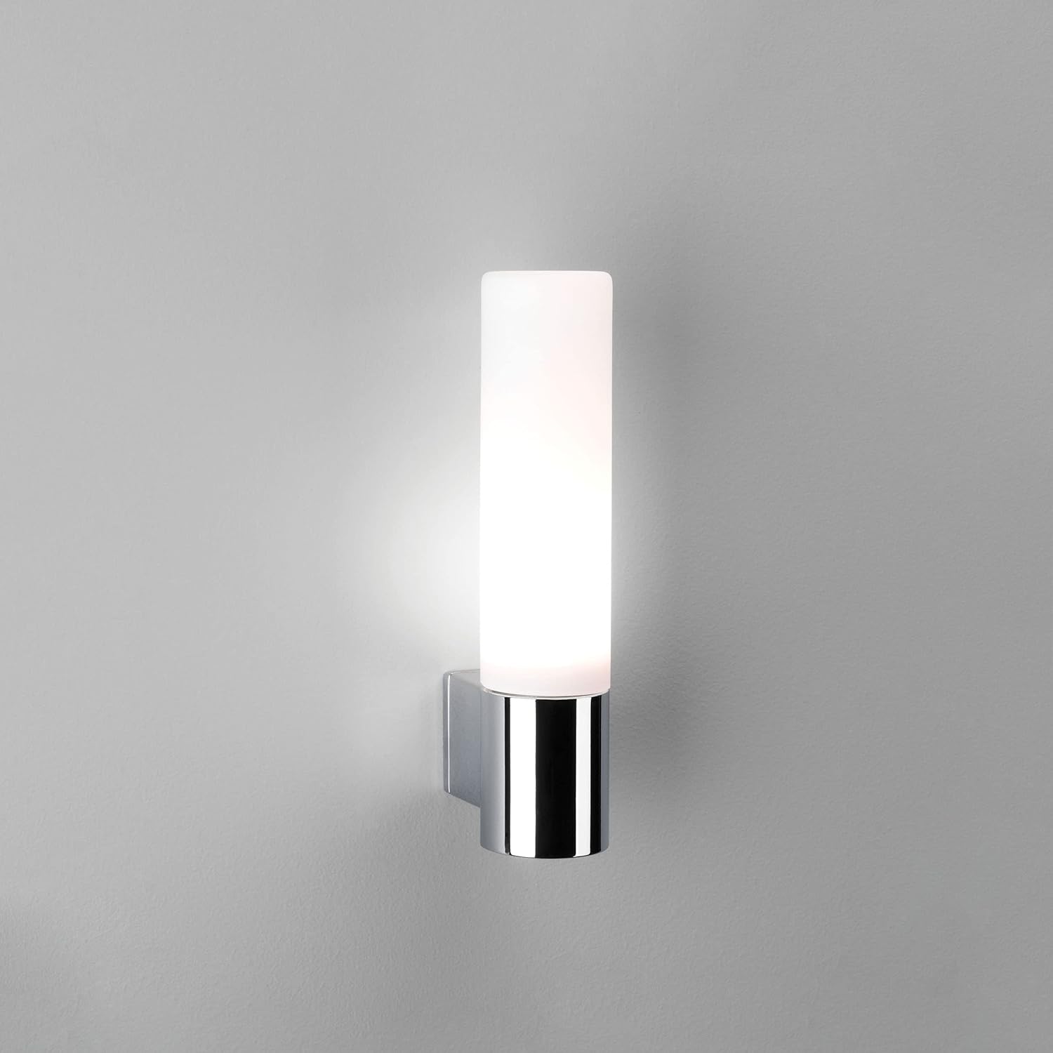 Astro 0 G9 Bari Wall Light Including 1 X 40 Watt 230 V Bulb Chrome White