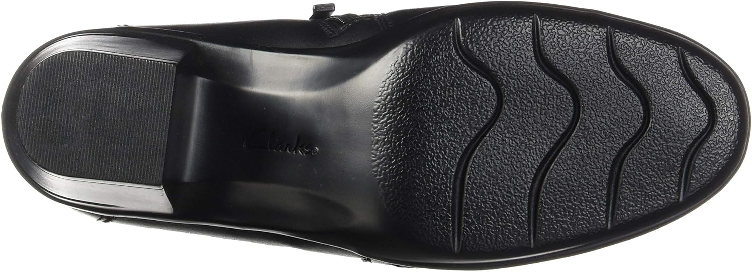 Clarks Women's Emslie Warren Slip-On Loafer 6.5 Black