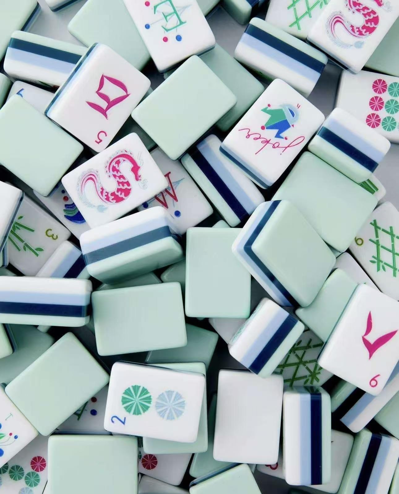 American Mahjong Set: 160-Tile Acrylic Set (Size 32 & 4-Layer Size 36) for Manual Play & Travel (Size 32 4-Layer Cyan)