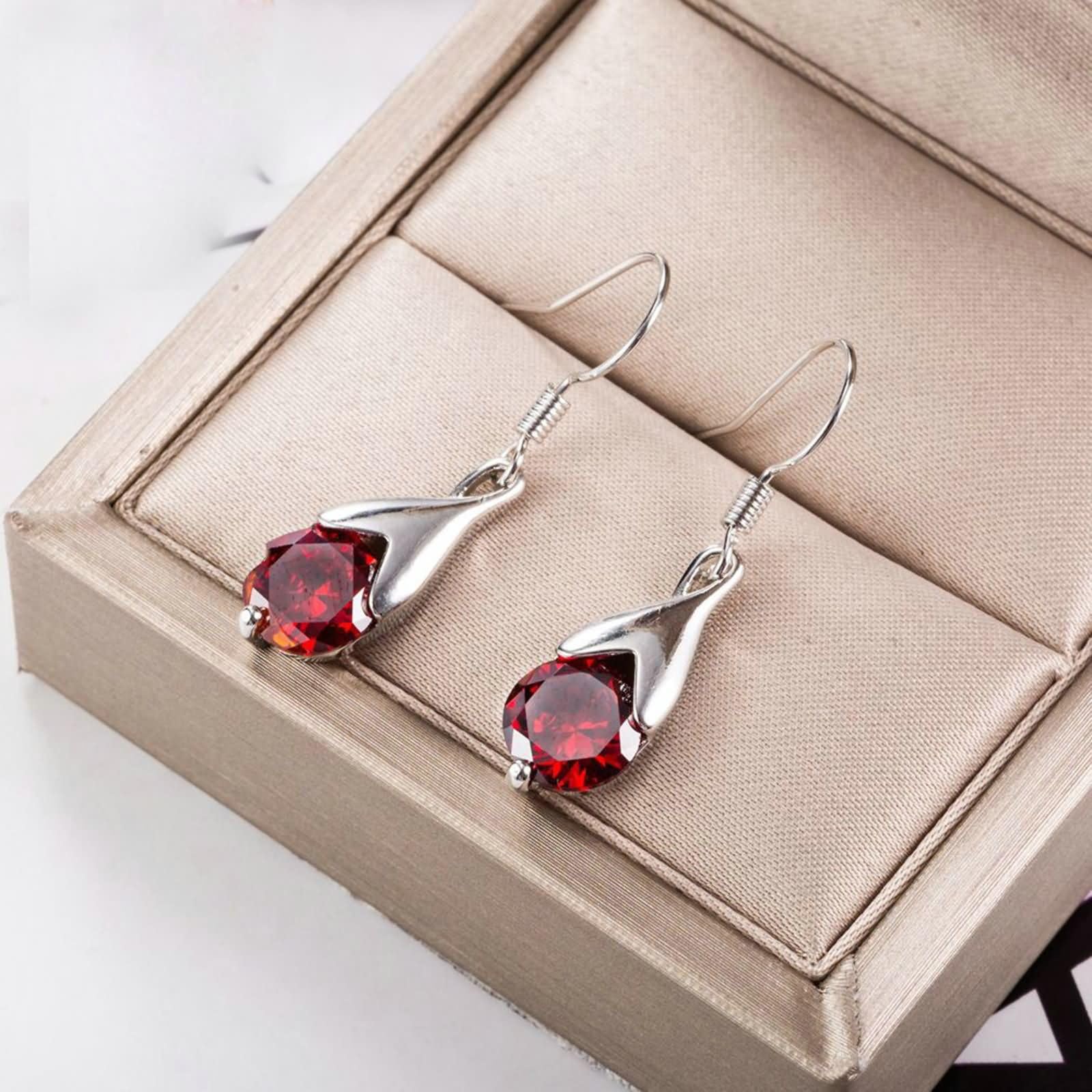 Pendientes de Oro Blanco para Mujer 9K / 14K / 18K, Gota de Agua con Rubí Creado, Colgantes Pendientes de Mujer Plata Rojo