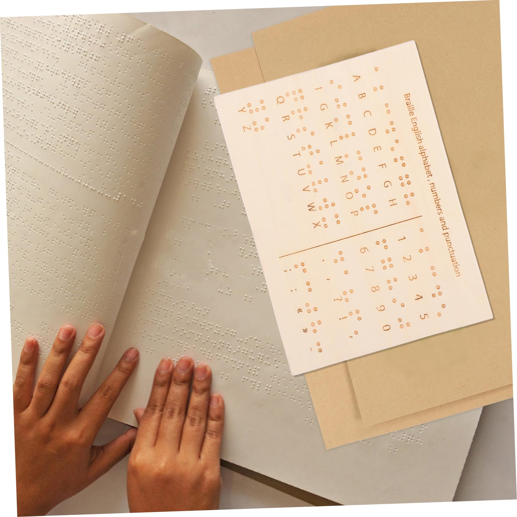 Tavola in Legno per Apprendimento Braille Design Leggero e Supporto alla Lettura Braille per Non Vedenti Uso Educativo