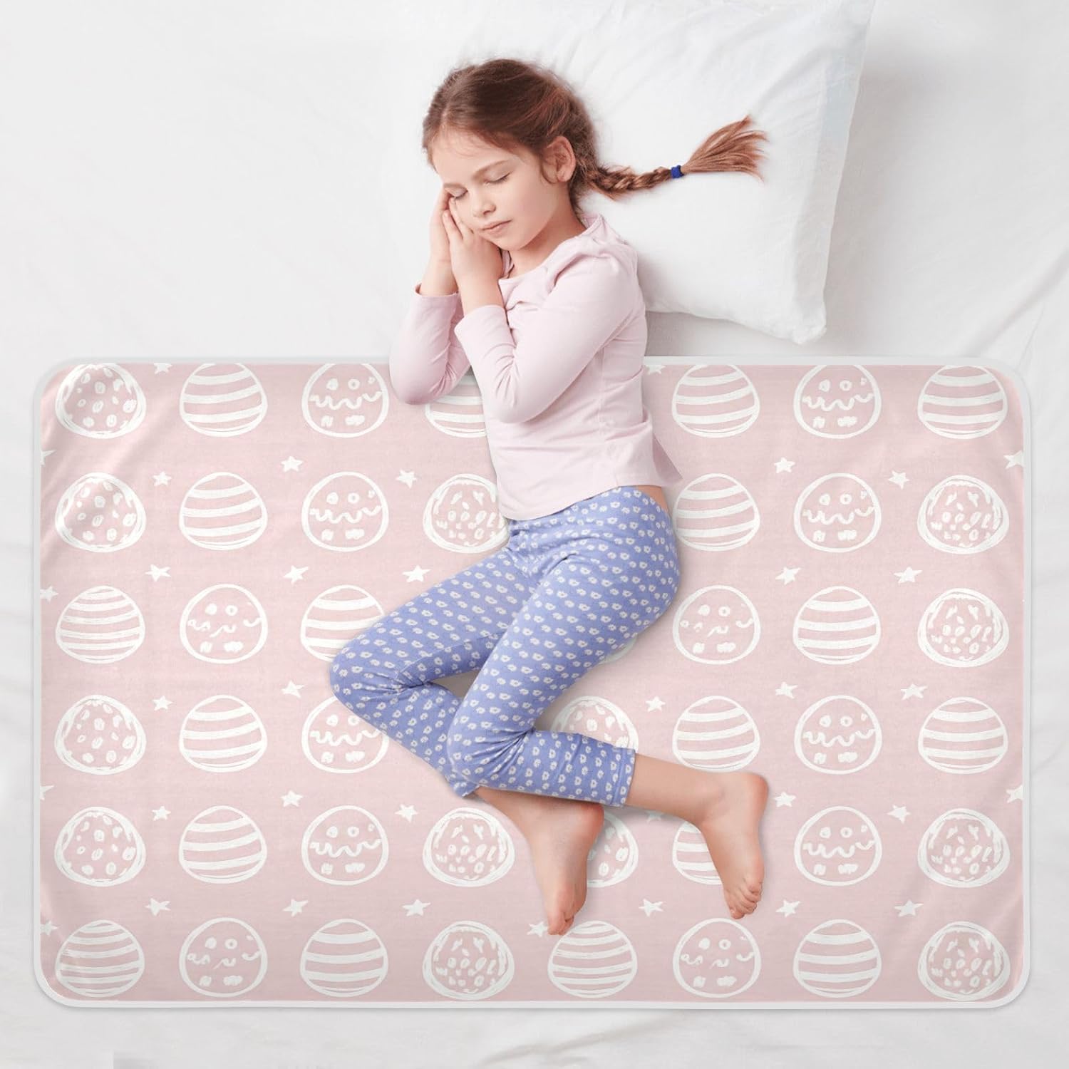CEBUGI 34” x 52”Washable Underpads Heavy Absorbency Waterproof Incontinence Bed Pads Eggs Pattern Pee Pads for Adults Kids and Baby
