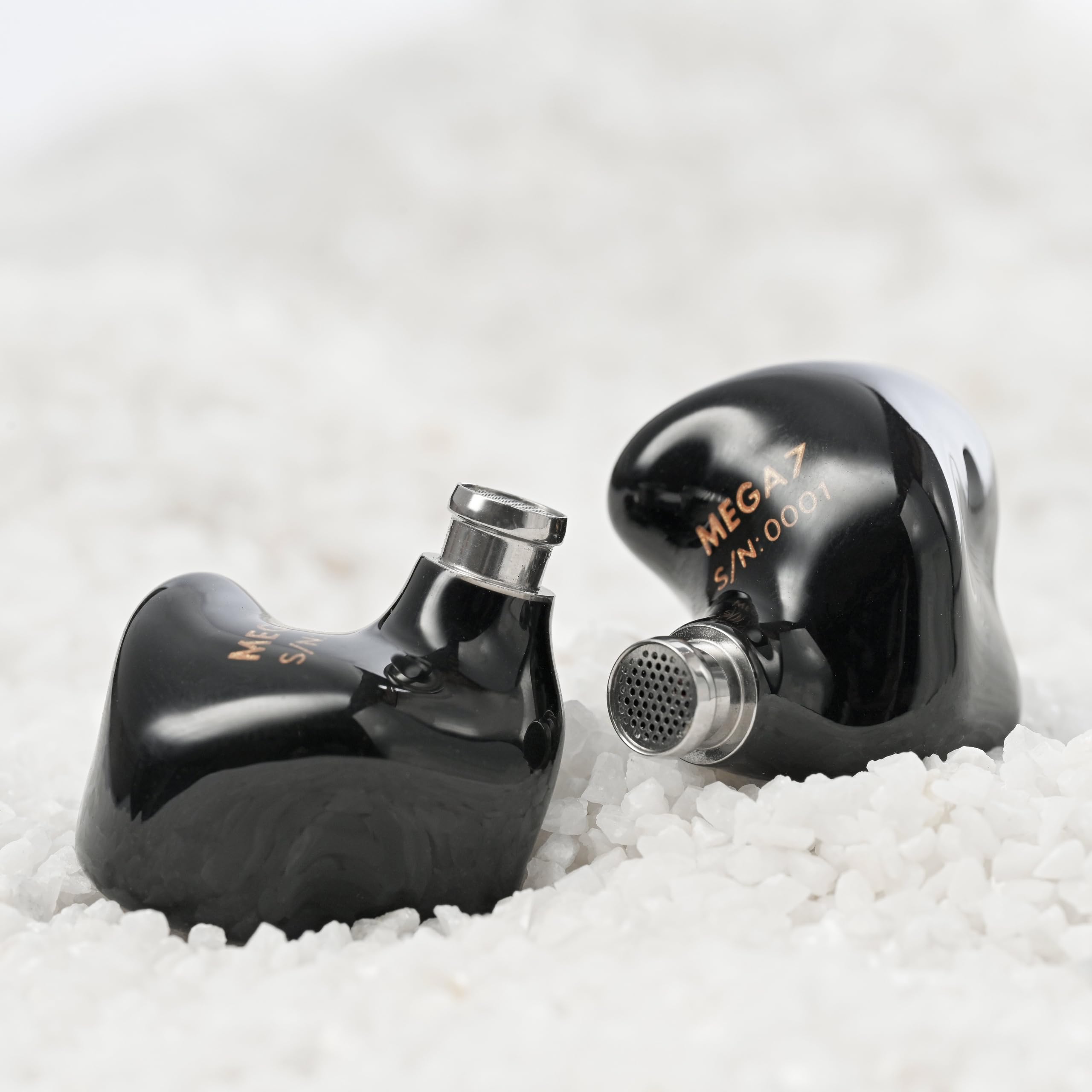 Amazon.co.jp: Hisenior Mega7 1DD + 6BA ハイブリッド 2ピン 0.78mm