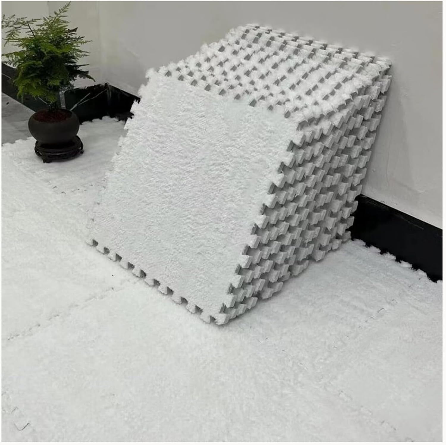 30pcs 0.4" Thick Shaggy Interlocking Foam Carpet Tiles with Border, Fluffy Eva Anti Slip Jigsaw Floor Tiles, Plush Foam Floor Mat for Parlor Bedroom(White)