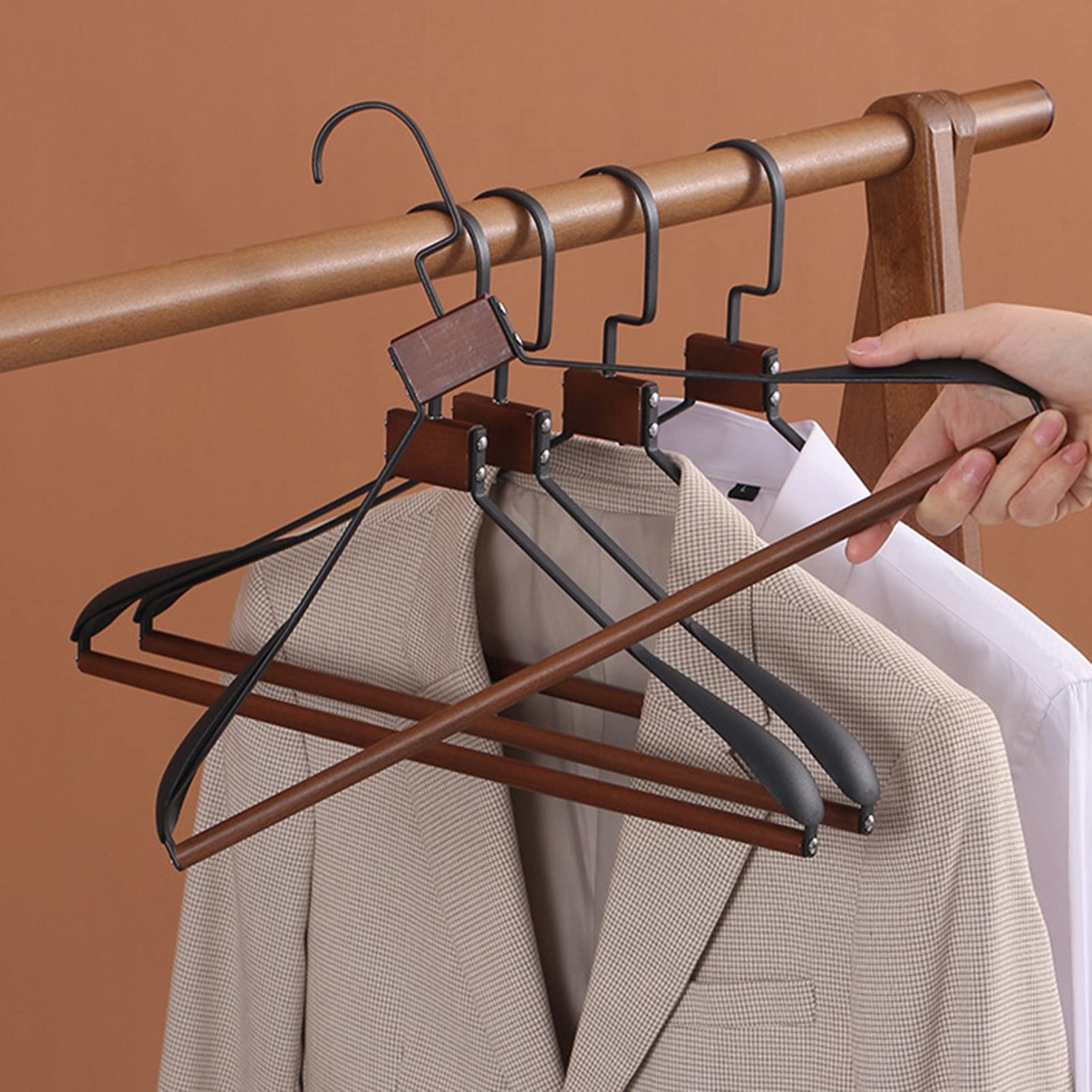 Appendiabiti in Legno in Ferro Battuto Versatile, Spalle Allargate, Gancio Girevole A 360°, Confezione da 10 per Cappotti, Abiti, Pantaloni E Giacche