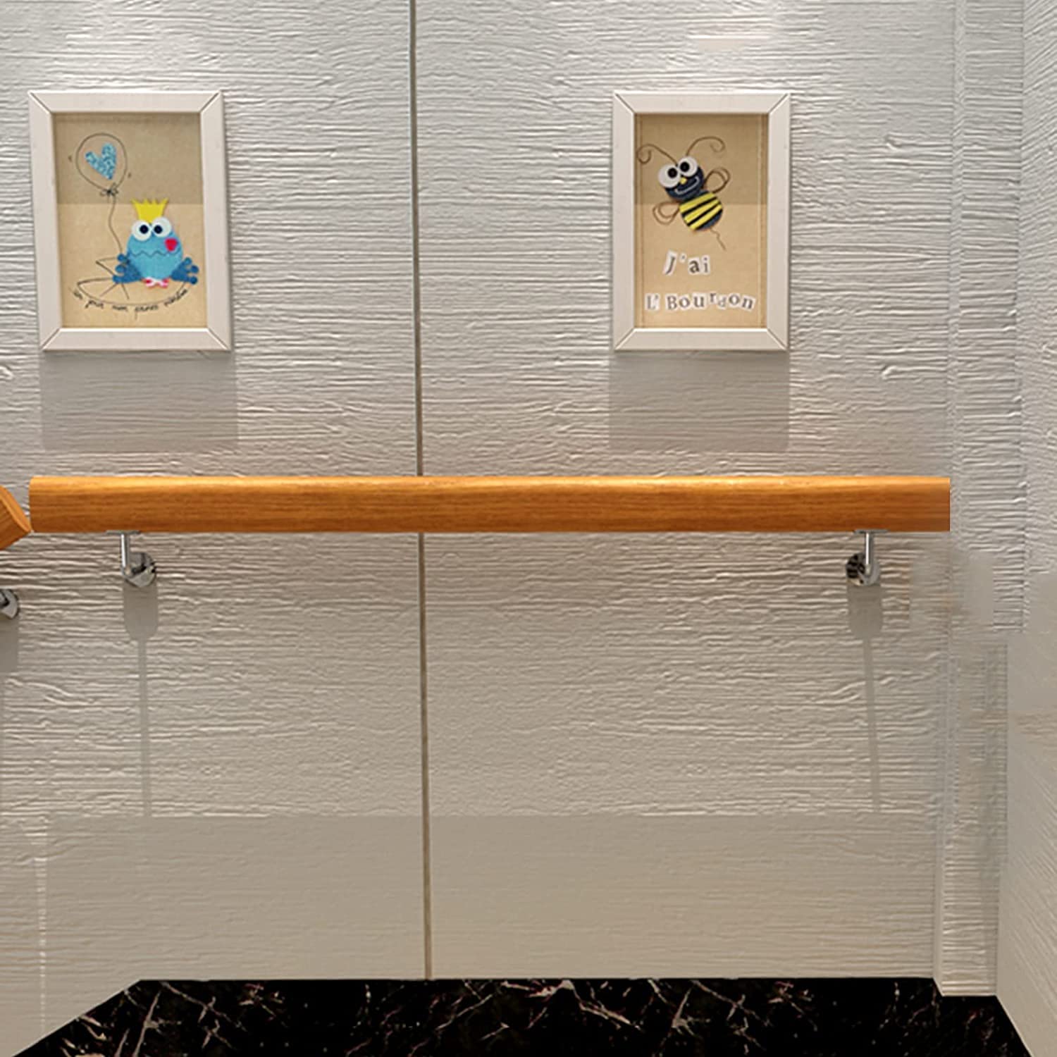 Rampe d'escalier en bois 5ft contre le mur pour couloir intérieur