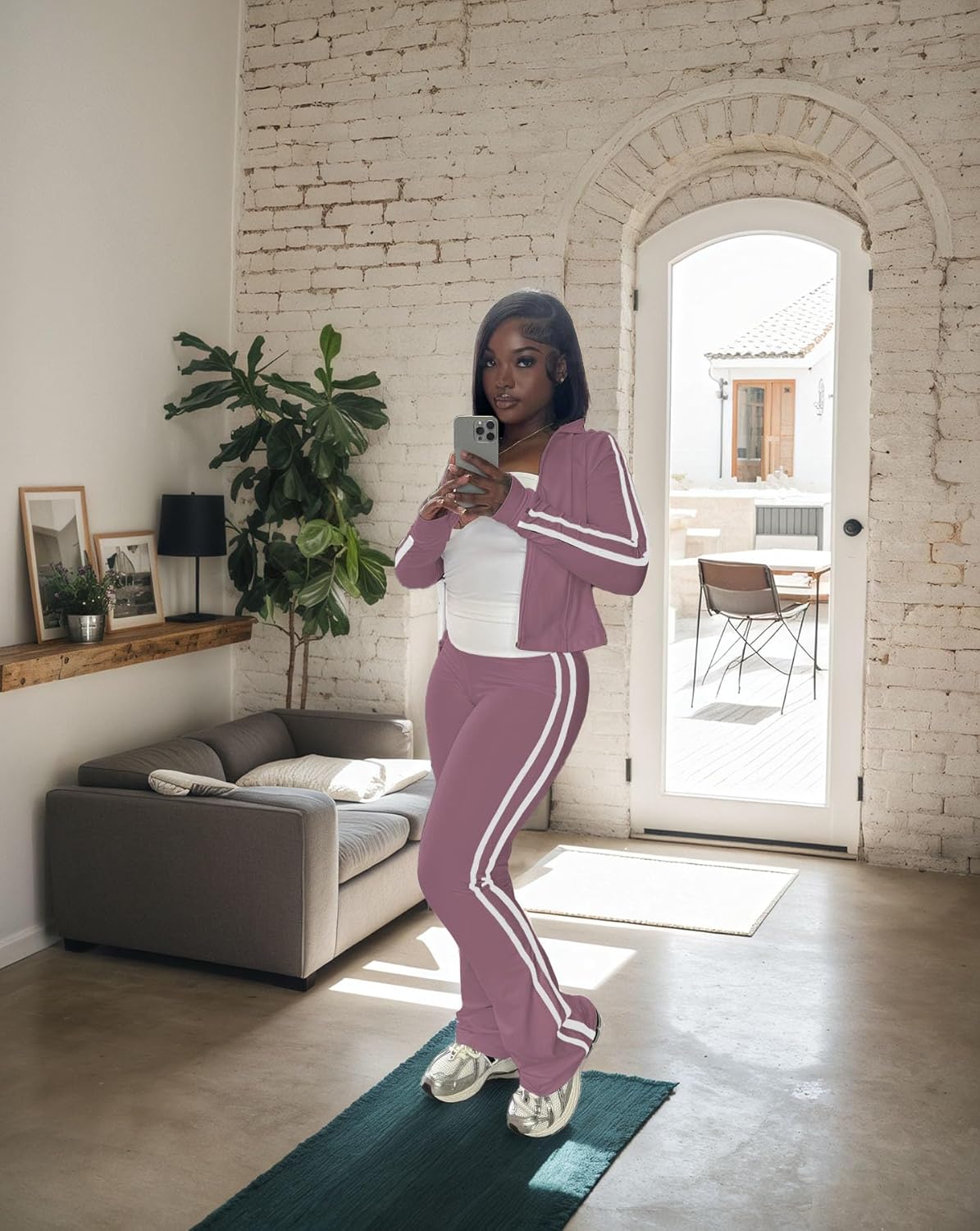 HBQ Women's 2 Piece Sweatsuit Sets Zip Up Crop Tops and Flare Pants Casual Striped Tracksuit Jogger Loungewear Set - Image 2