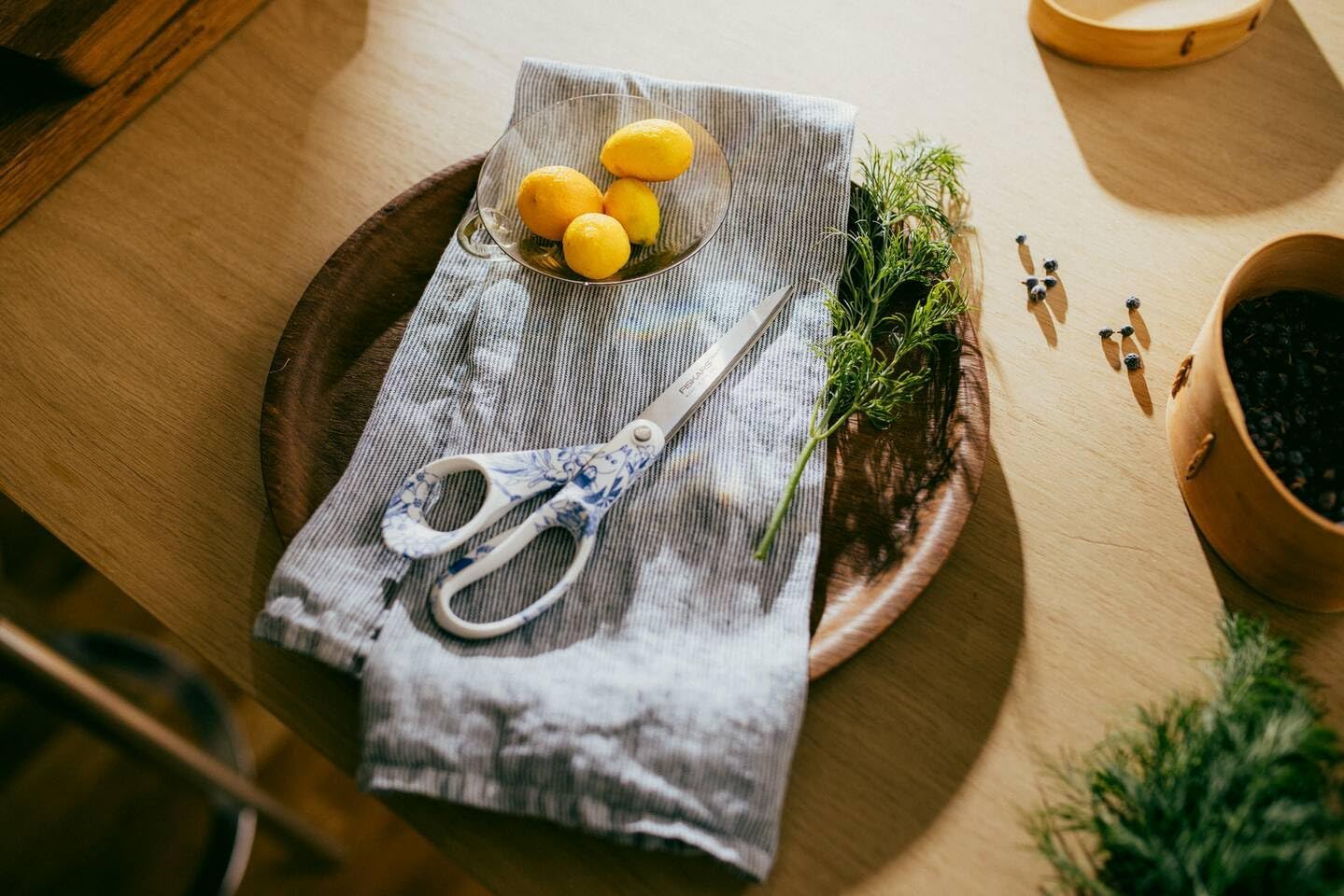 Fiskars X Moomin 1075572 All Purpose Scissors with Moomin Design, Right-Handed Length: 21 cm, Stainless Steel Blades Haru