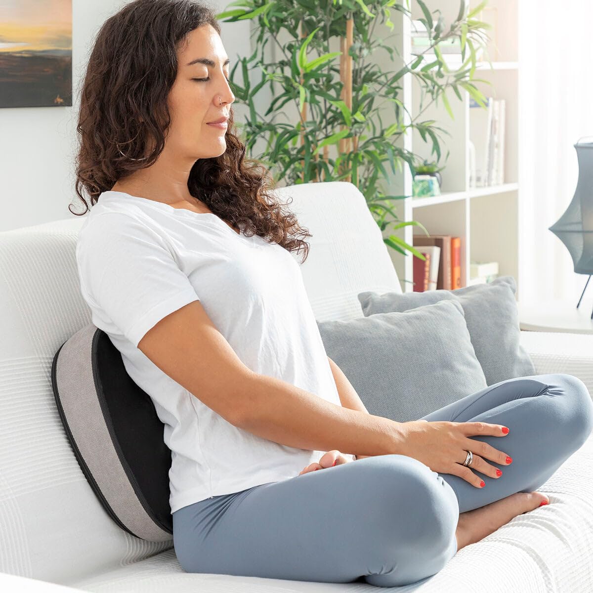 InnovaGoods® Masajeador shiatsu térmico 2 en 1 Futsa, masajea la espalda y el cuello de forma profunda y relajante, con función térmica y diseño de masajeador, ideal para el hogar y la oficina