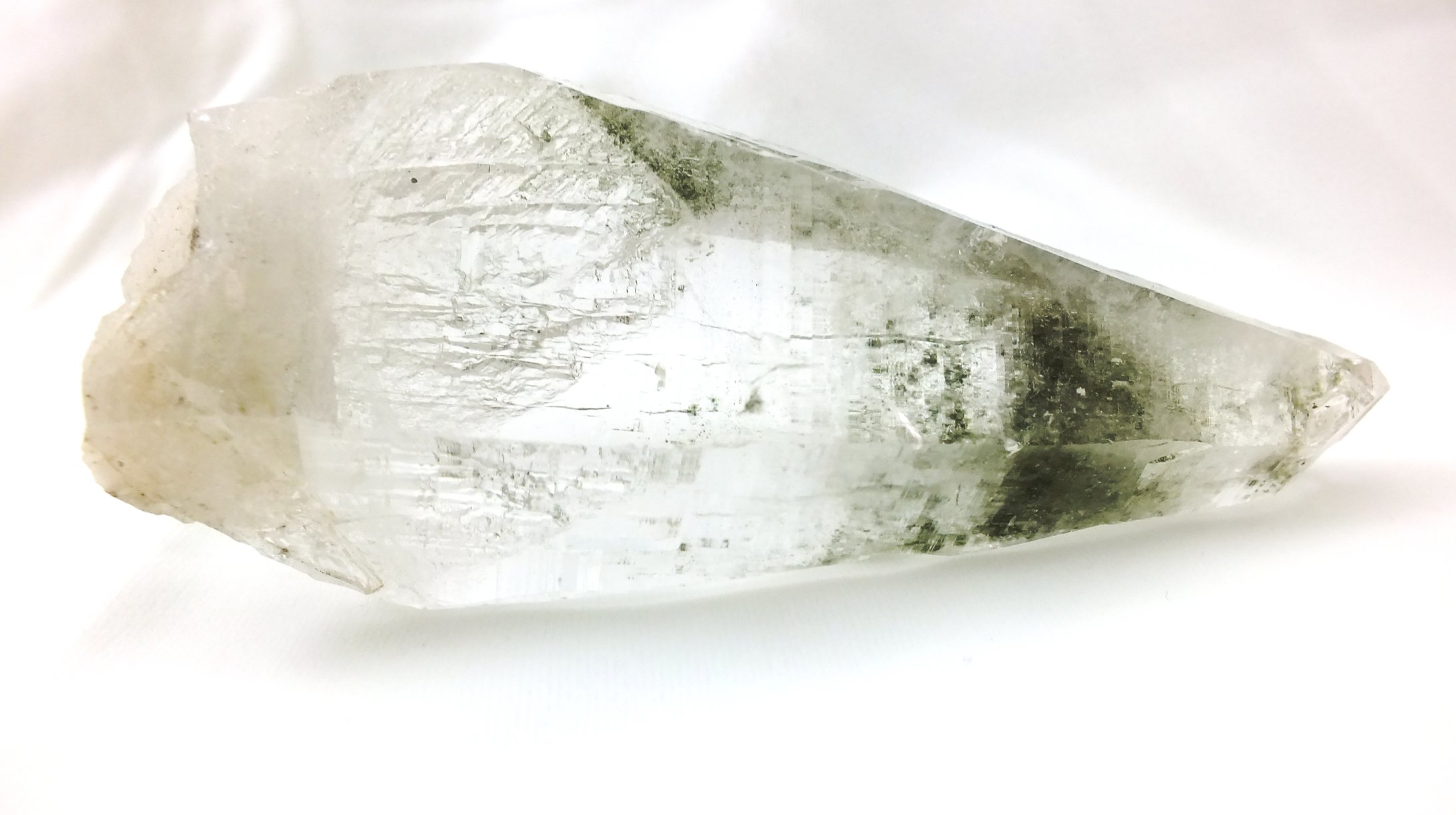 水晶 ガネッシュヒマール ポインター研磨