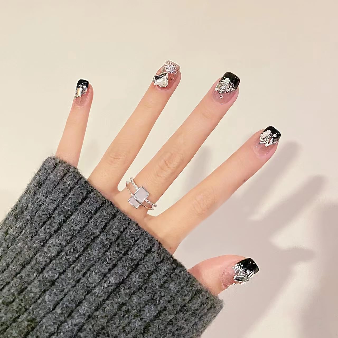 Press on Nails Black French Glitter Heart Rhinestone - 24pcs