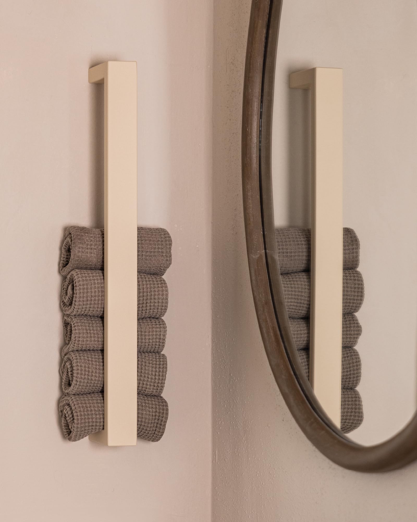 Metallbude Handtuchhalter NALI – Cashew, Wandmontage