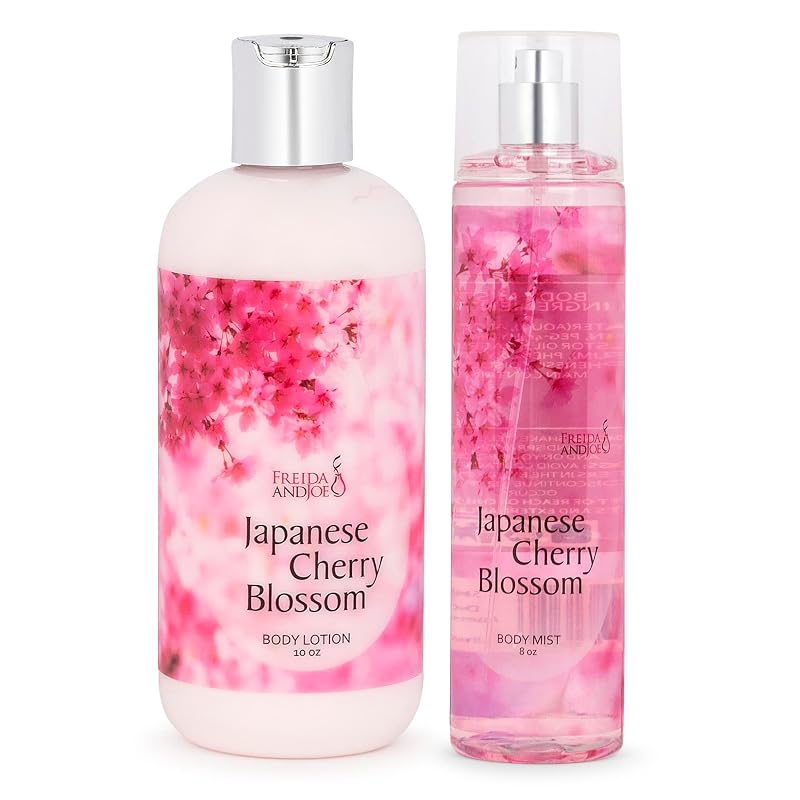Kit para cuidados corporais Freida and Joe com loção perfumada e bruma corporal, fragrância Japanese Cherry Blossom