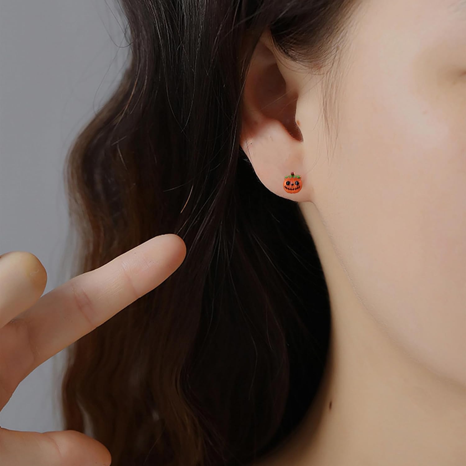 8 Pairs Plastic Earrings for Sensitive Ears Cute Spider Web Pumpkin Ghost Bat Studs Halloween Earrings for Women