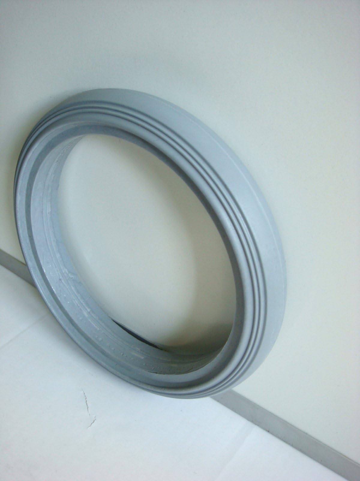 โ 190mm X 29mm Solid Tyre