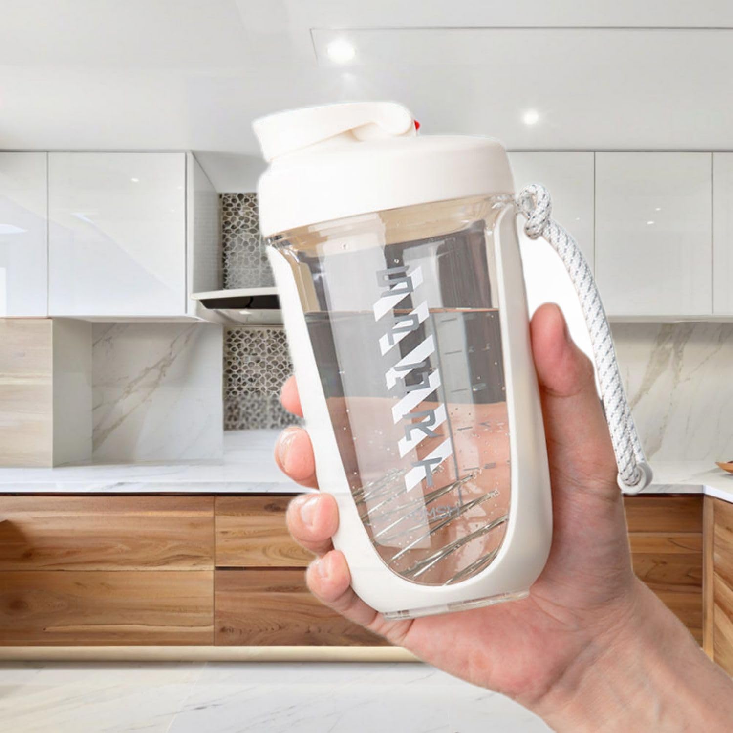 摇摇杯健身运动水杯 kitchen Water cup 新款男生奶昔 Electric Handheld Frother 搅拌带吸管提环 KCookware Accessories - 1564