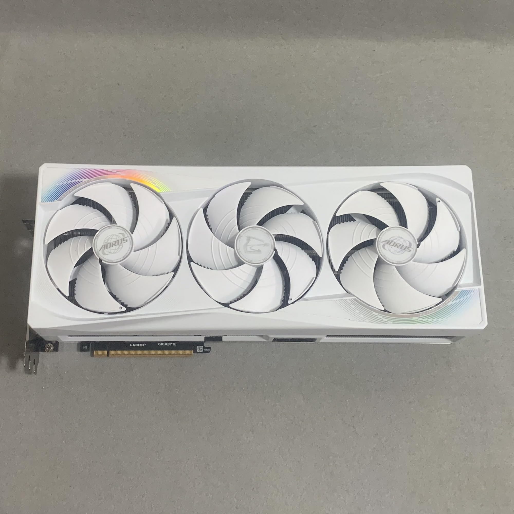 Amazon.com: (No GPU) AORUS GeForce RTX 5090 Master Graphics Card