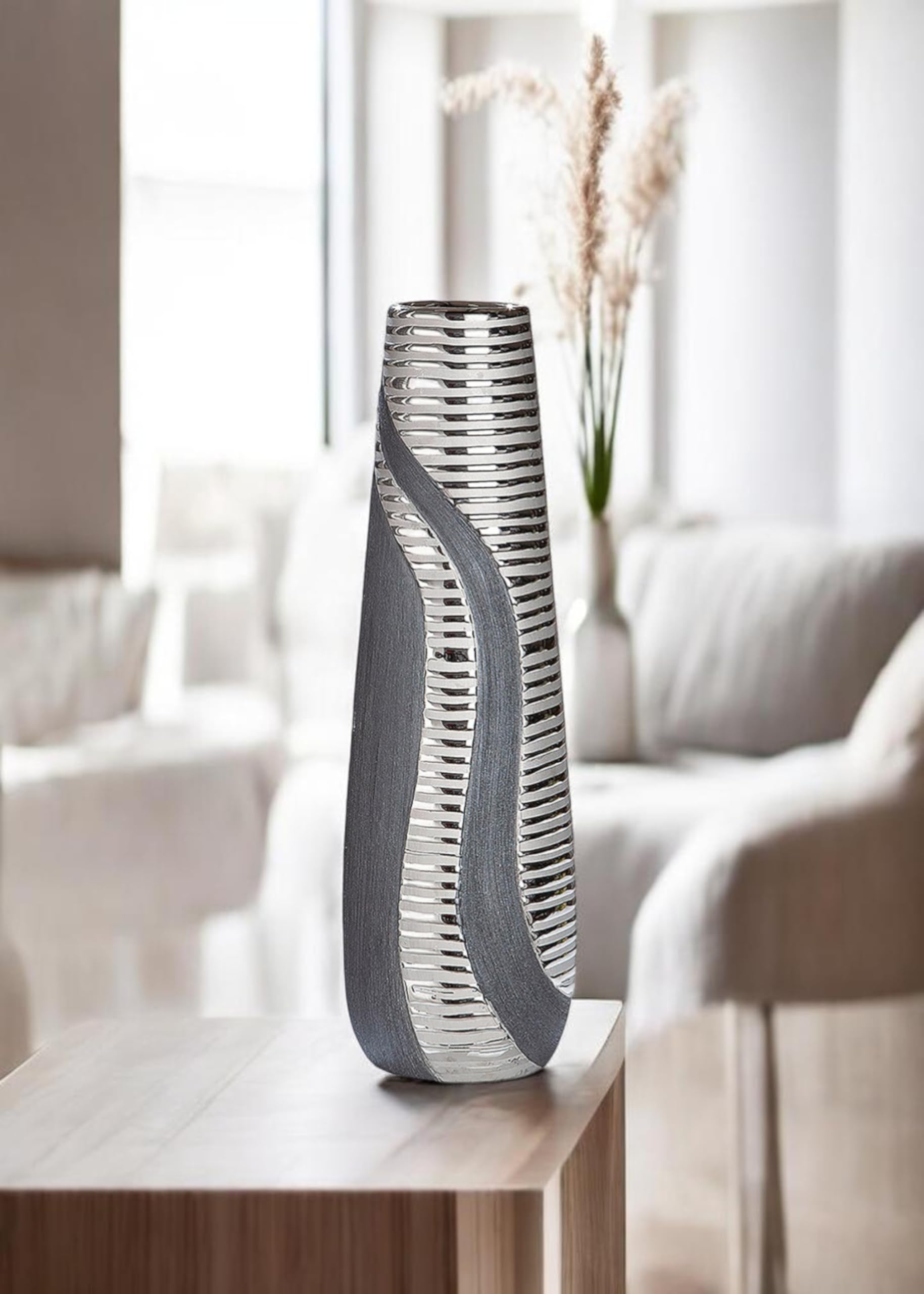 Vaso Da Tavolo In Ceramica Gilde - Colore Argento/grigio - 23 Cm Altezza X 22 Cm Larghezza - Moderno Con Cavità Rotonda