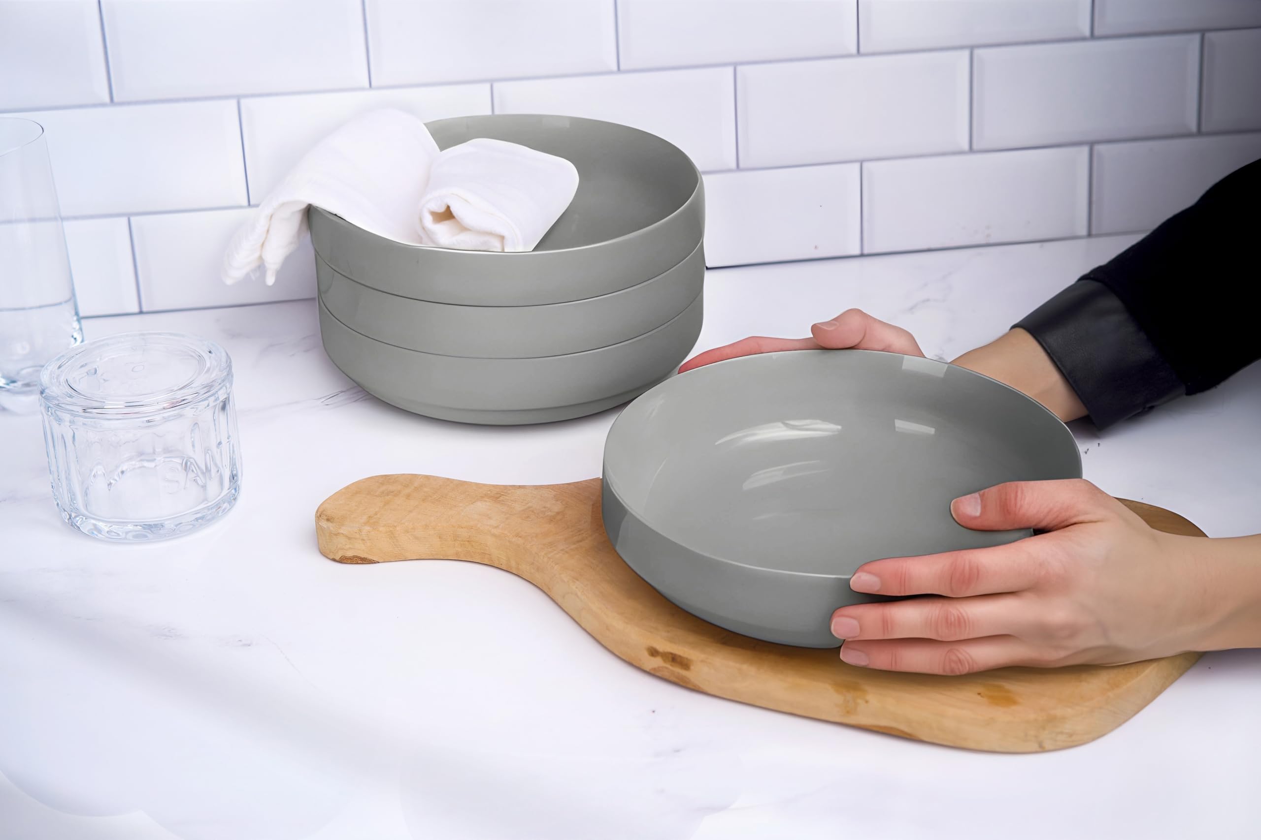 KooK Cuencos grandes de cerámica para pasta, aptos para microondas y lavavajillas, ideales para sopas y ensaladas, cuencos poco profundos, porcelana brillante, 48 onzas, juego de 4, gris polvo