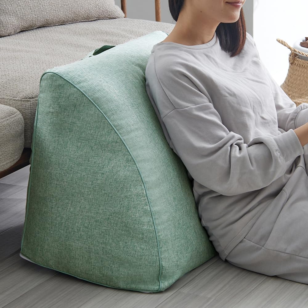 Amazon｜ベルーナ(BELLUNA) 布団収納 クッション 三角 四角