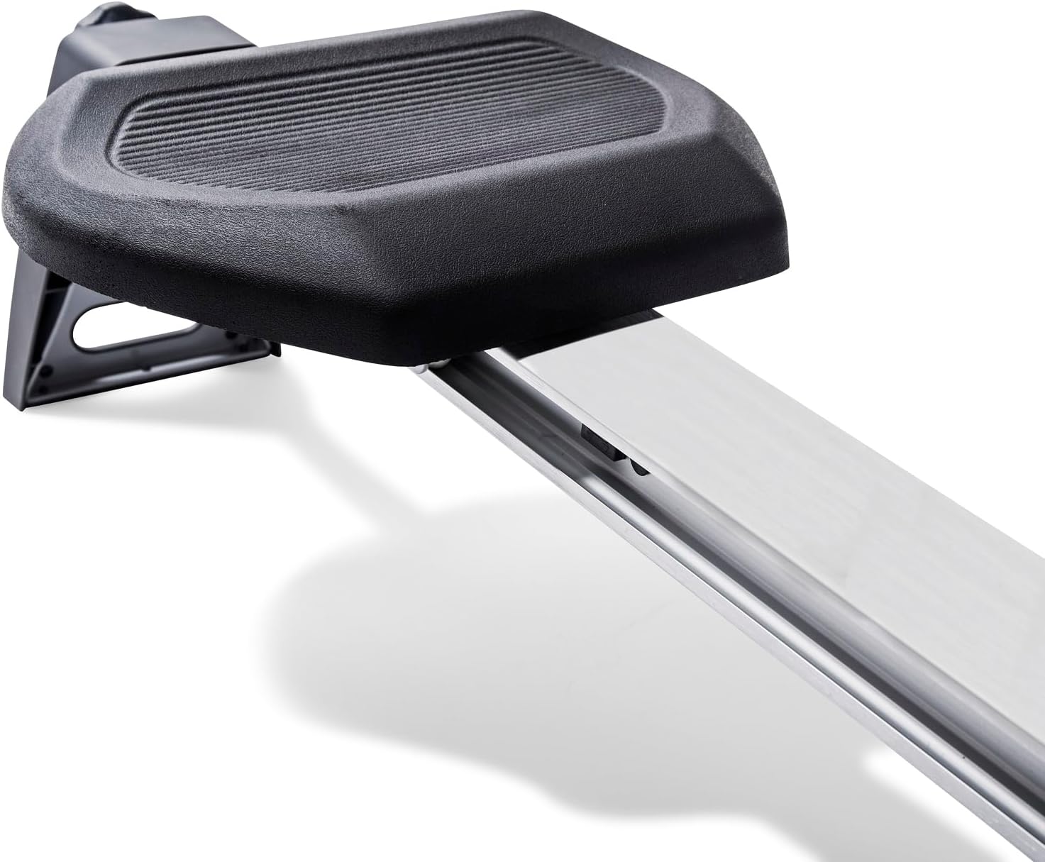 Close-up of the LCD monitor and handlebar on VirtuFit Row450