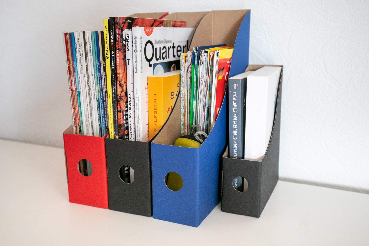 10+1 Bonus PresentFill® farbige Stehsammler Zeitschriftensammler Stehordner für DIN A4 Format aus umweltfreundlichen 100% Recycling Karton - Made in Germany für Schreibtisch, Archiv und Aufbewahrung