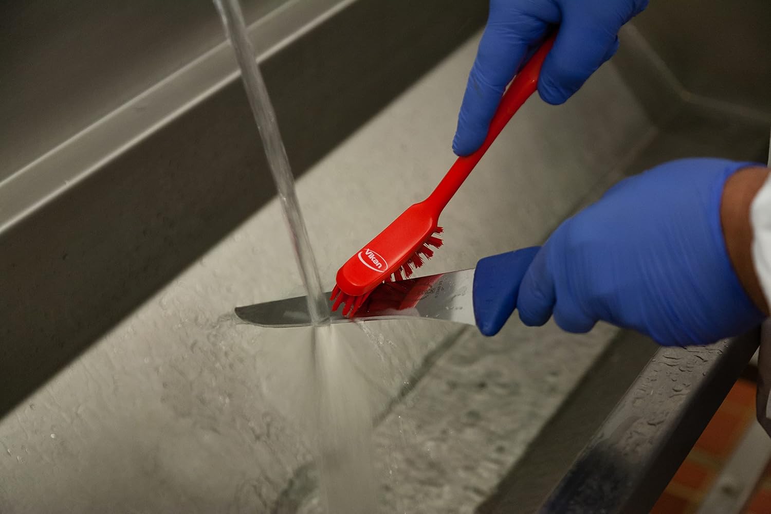 Kyowa Clean Vikan 4405 Dish Brush, Red, Cleaning, Kitchen Brush, Hard Type, HACCP Compatible, Food Sanitation Act Compliant