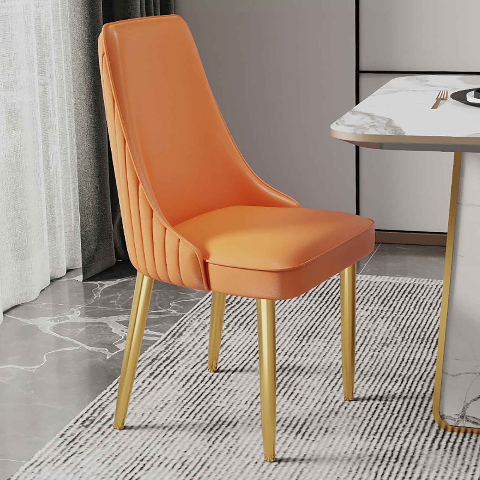 Chaises d'appoint en similicuir orange et pieds en métal au design épuré
