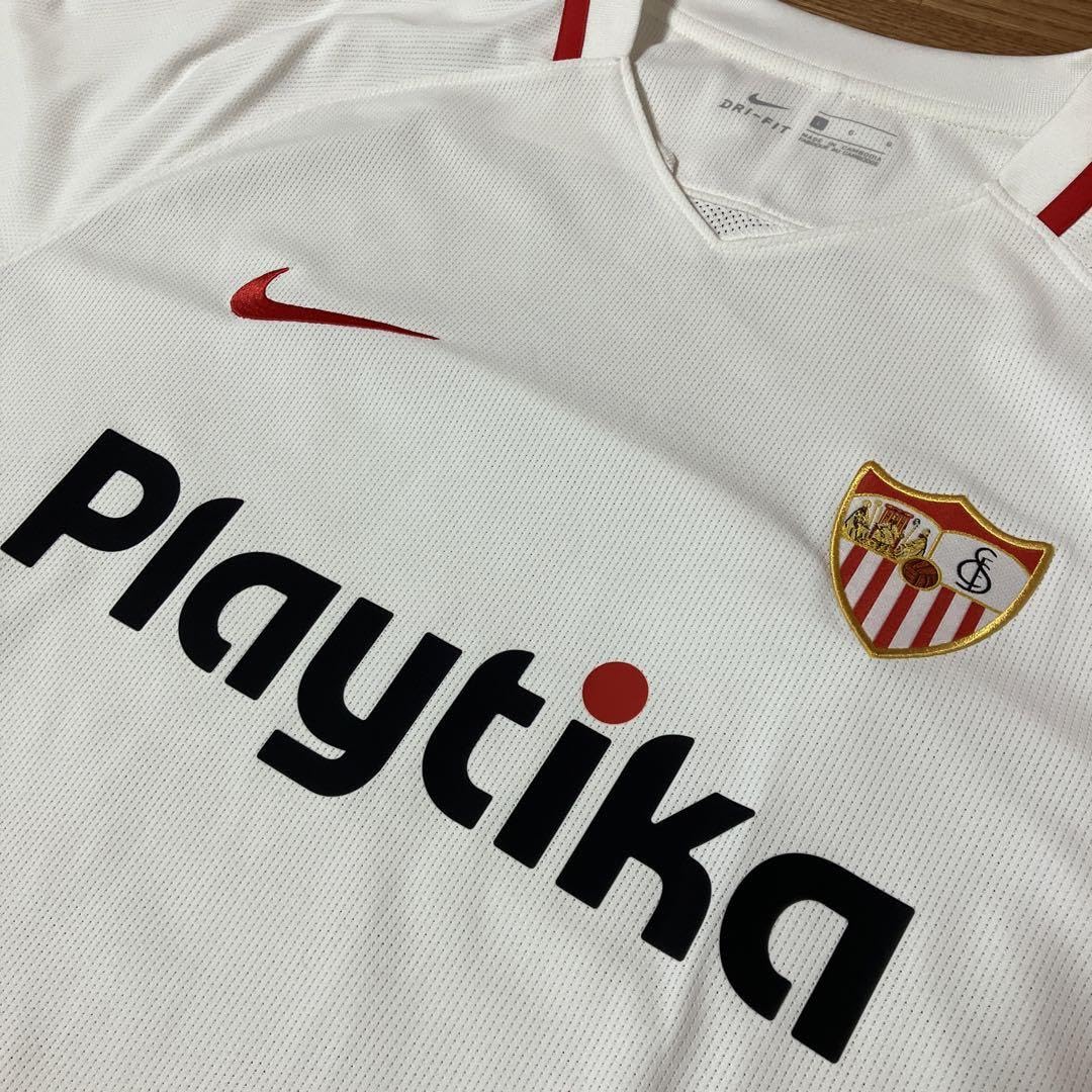 Amazon.co.jp: タグ付セビージャ ヘススナバス ユニフォーム