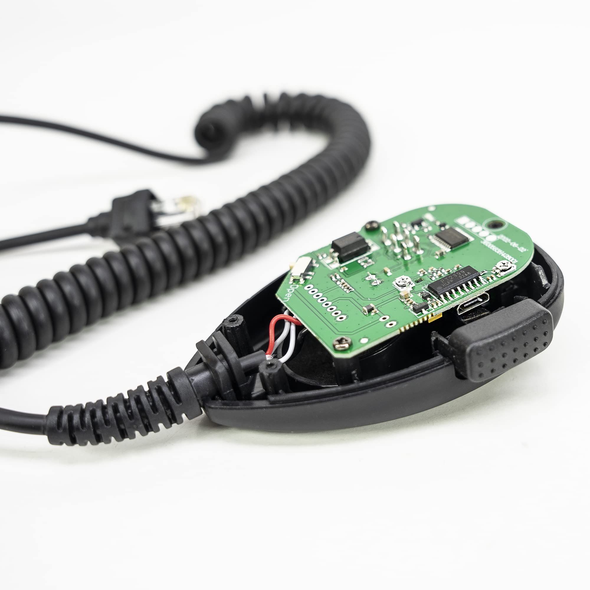 Stazione radio CB PNI Escort HP 6550 con PNI ECH01 installato, multistandard, 4W, AM-FM, 12V, ASQ, con modalità eco