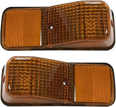 Side Signal Marker Light Amber L/R | Fits Nissan UD 1400, 1800, 2000, 2300, 2600, 3300