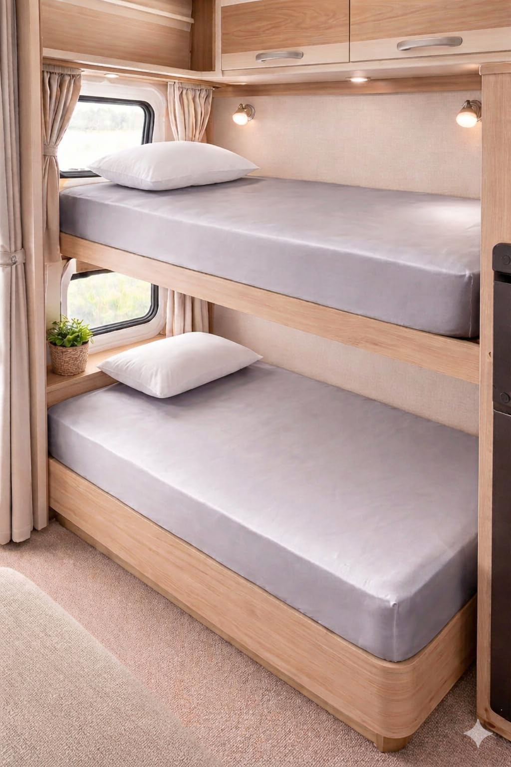 Bunk Bed Fitted Sheet Small Single Bed – 25cm Deep – Soft, EasyCare Mattress Cover – Ideal for Bunk Beds, Caravans & Kids’ Bedrooms (Silver)