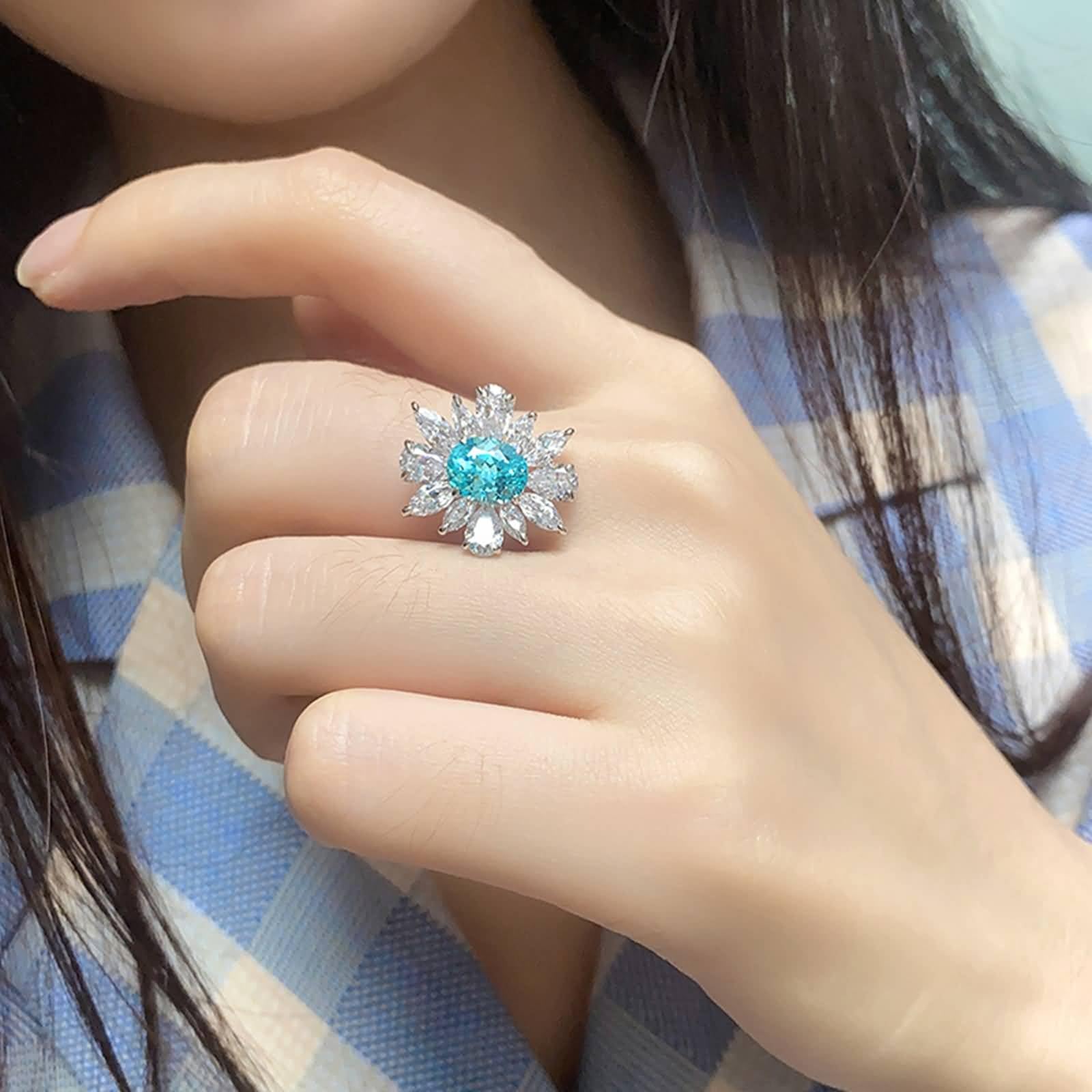 Anillo de compromiso de plata de ley para mujer, diseño de flor de moissanita y turmalina paraiba creada en laboratorio