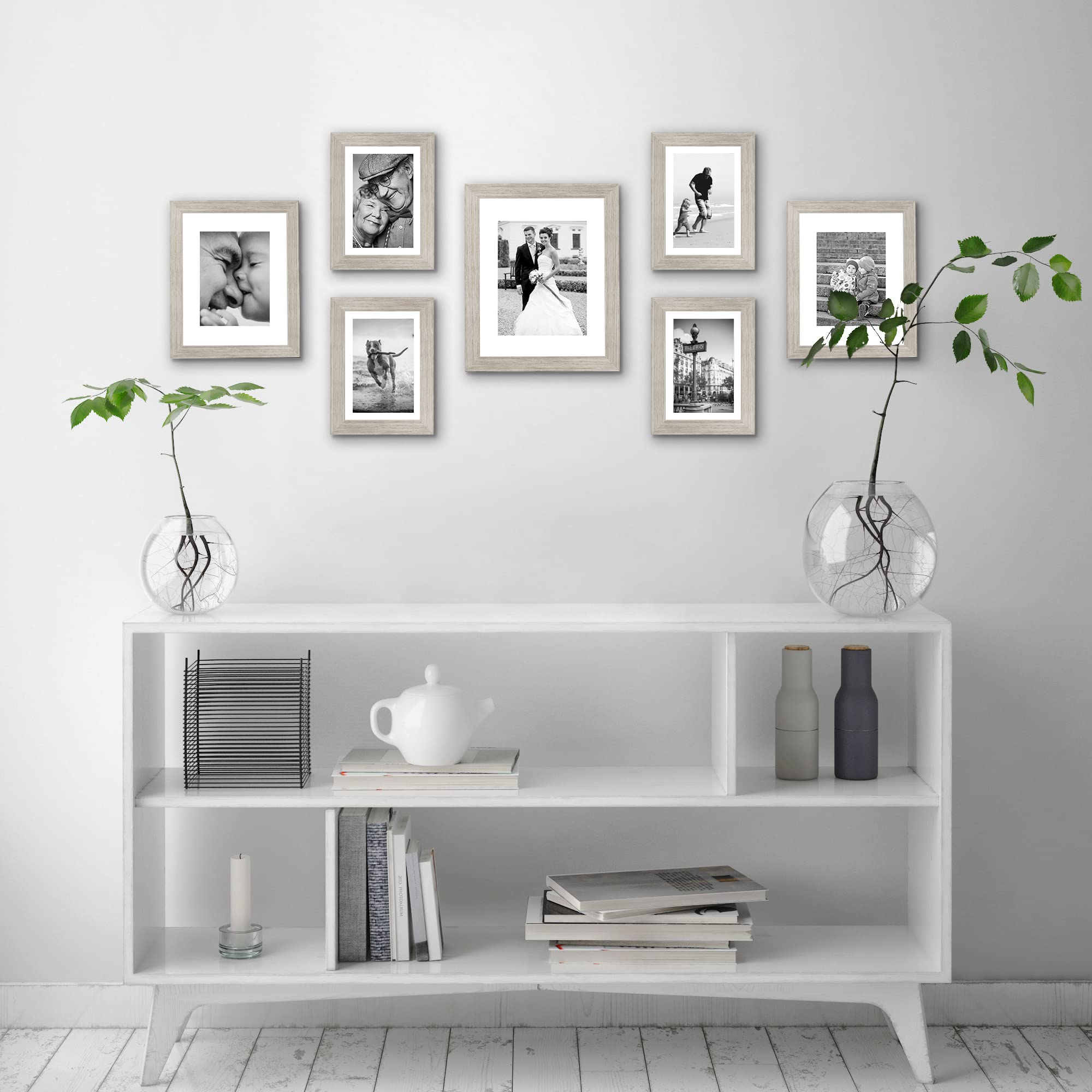 Americanflat Lot de 7 Cadres Photos - Cadre Photo Multiple avec Un 28x36 cm, Deux 20x25 cm et Quatre 13x18 cm - Décoration Murale et Collages avec Verre Résistant aux Chocs - Bois Flotté