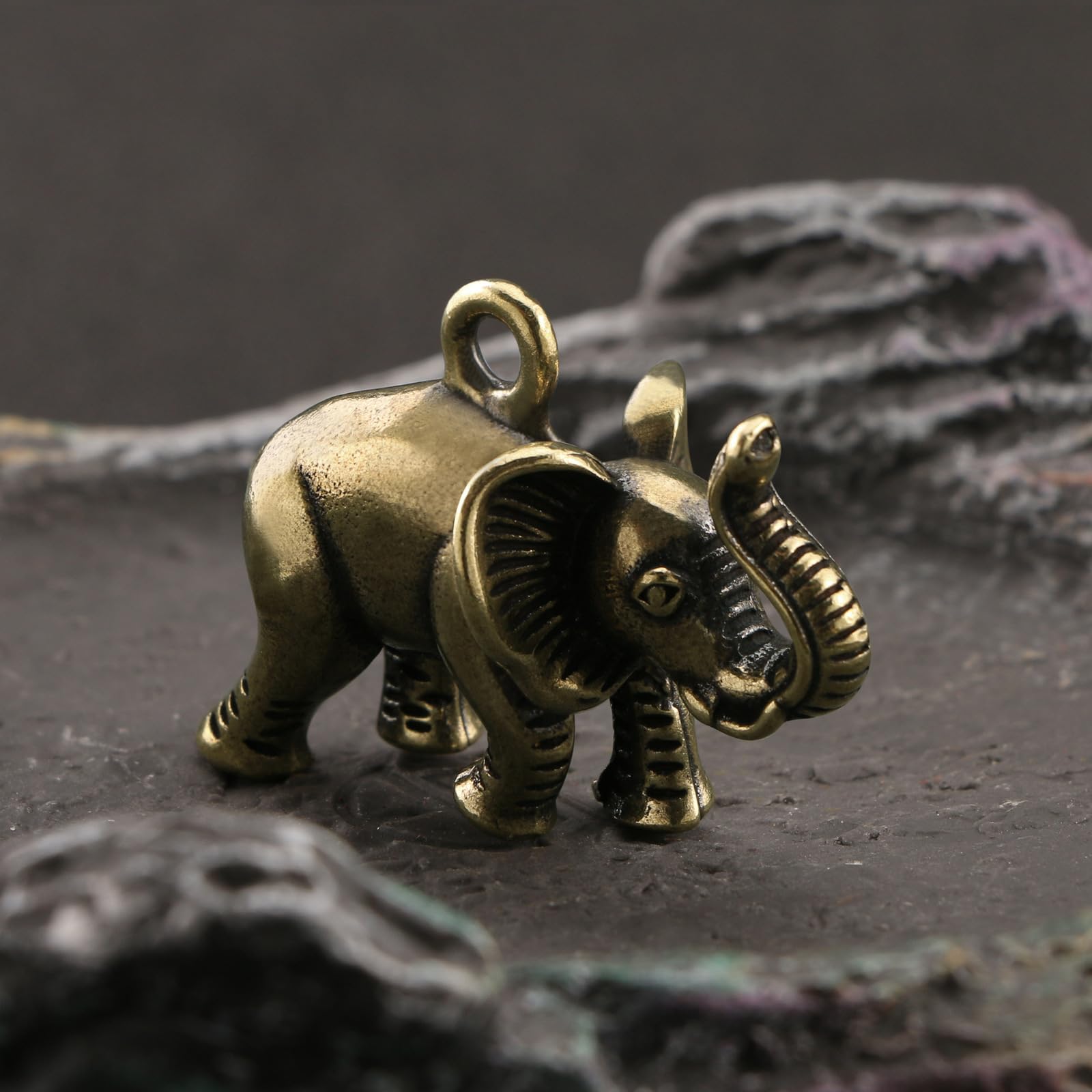 NBKLSWSUI Handmade Bronze Keychain Sculpture Figurine Sculture For Living Room Home Office