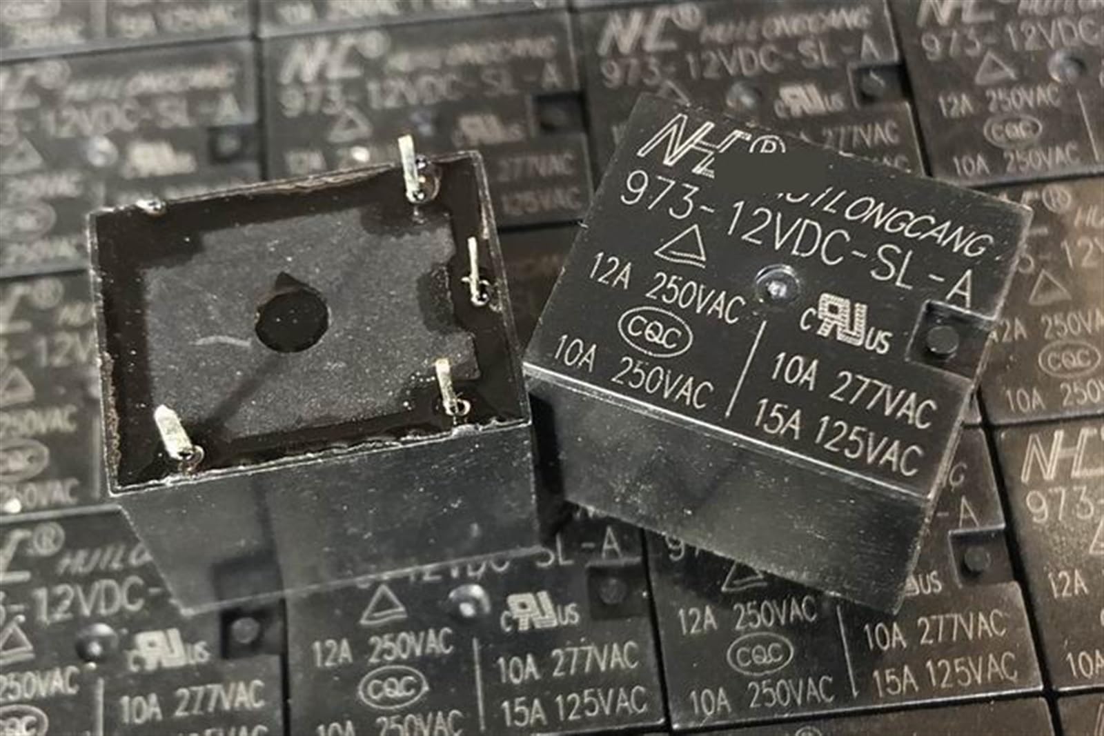 Relé 973-12VDC-SL-A MOBYAT T73-1A componente electrónico 4 pines 12A 3