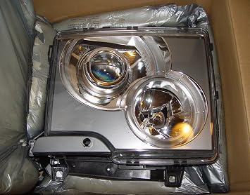 Land Rover 2003-2004 Range Rover 4.4L V8 Genuine OEM Right Xenon Headlight