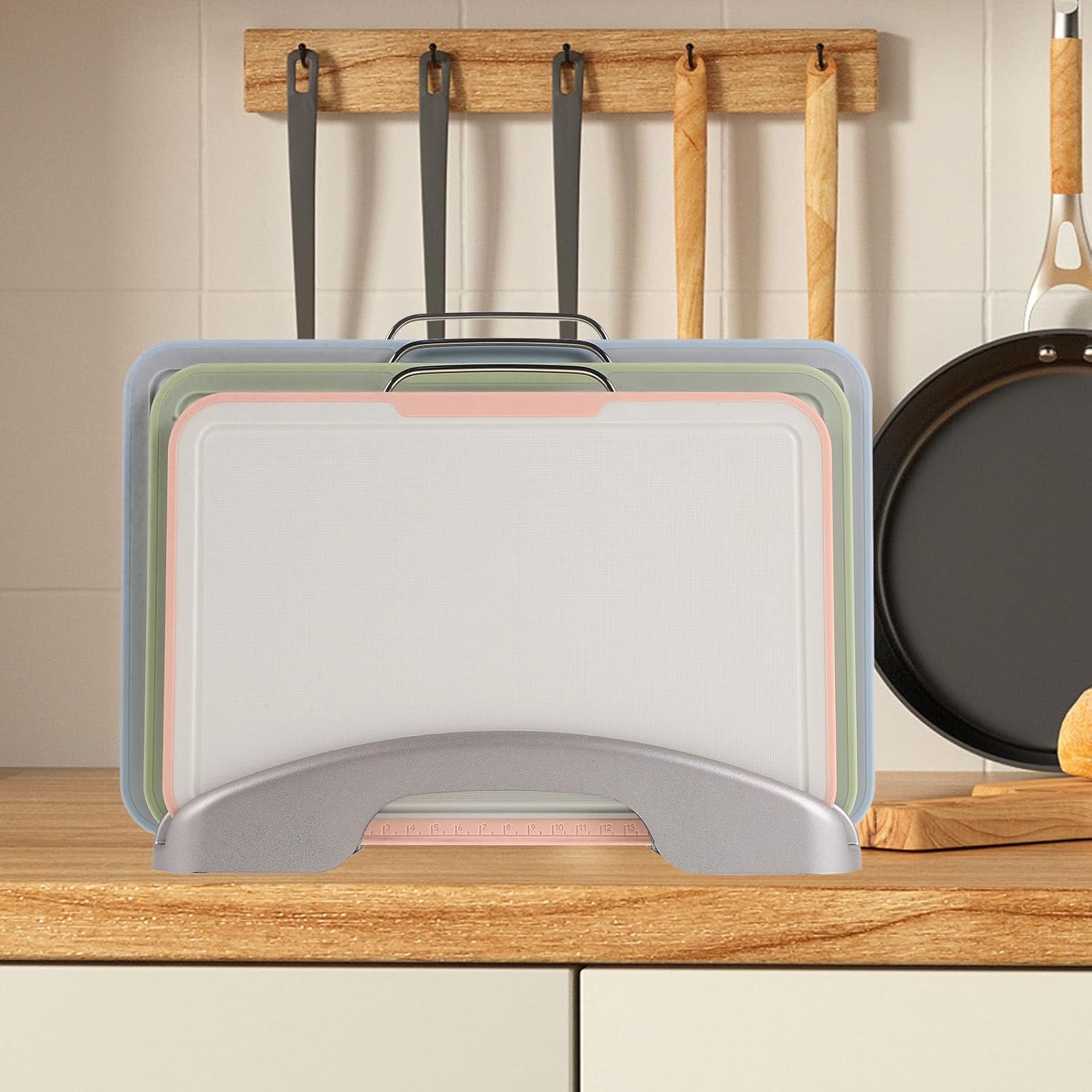 Amosfun Flexible Cutting Board Set with Rose Gold Stand, Small Food-grade Plastic Chopping Mats for Fruit, Meat Vegetable Prep, Food Safe Kitchen Organizer