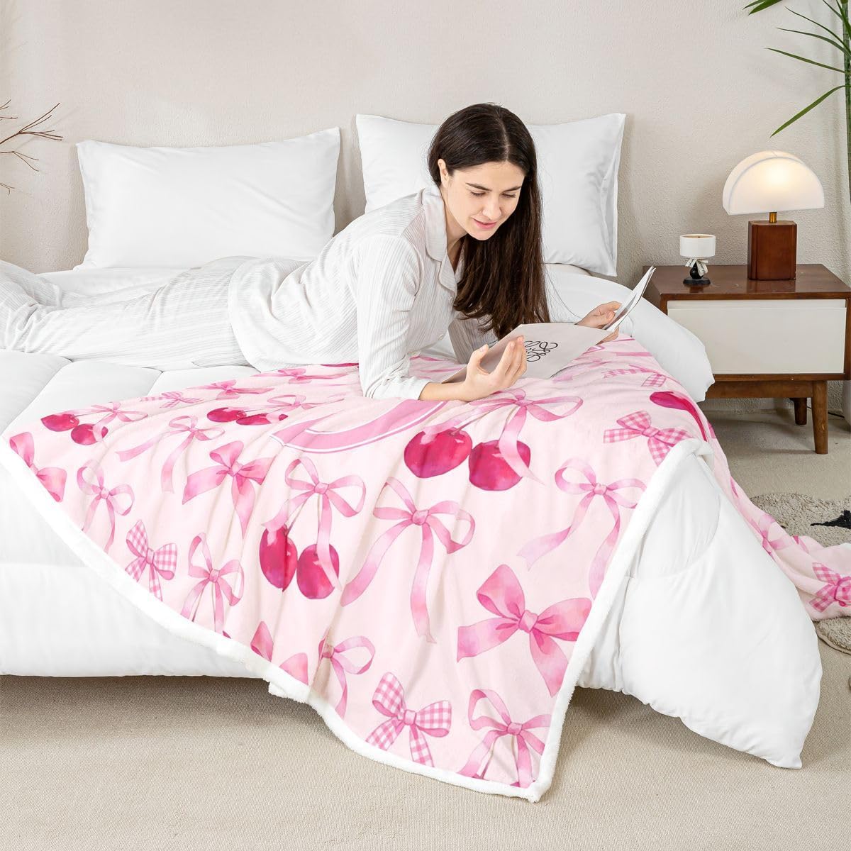 jejeloiu Kids Coquette Pink Bow Fleece Throw Blanket Baby 30"x40" Personalized Initial S for Bed Couch Chair Living Room for Boys Girls Teens Bowknot Sherpa Blanket Plush Fuzzy Microfiber Princess