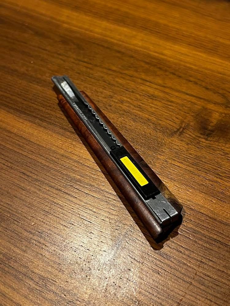 工房楔　カッターナイフ　中（スタンダード）　花梨こぶ杢 工房楔 カッターナイフ 中（スタンダード） 花梨こぶ杢