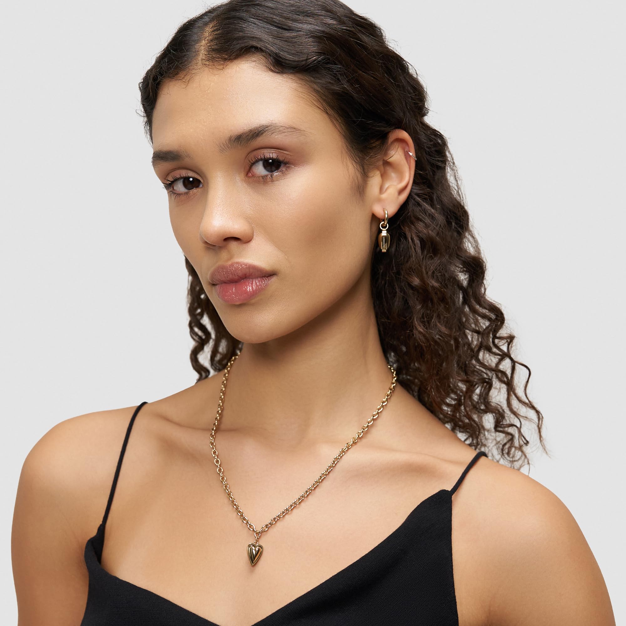 LIEBESKIND BERLIN Damen Schmuck mit Herz - Funkelnde Kette, Armband und Ohrringe mit Glasherz aus Edelstahl in Silber, Gold & Roségold - zeitlos, modern und alltagstauglich - Geschenkidee